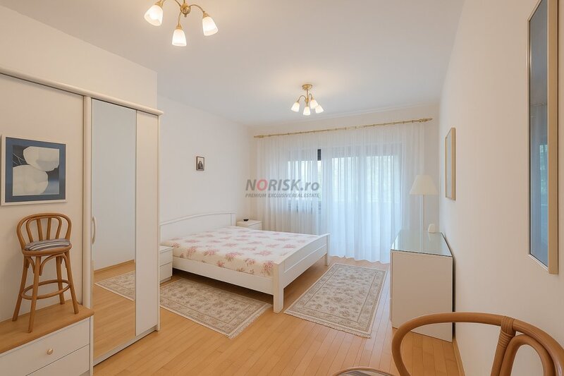 Domnesti Grand Residence  4.500 mp teren pe strada principala